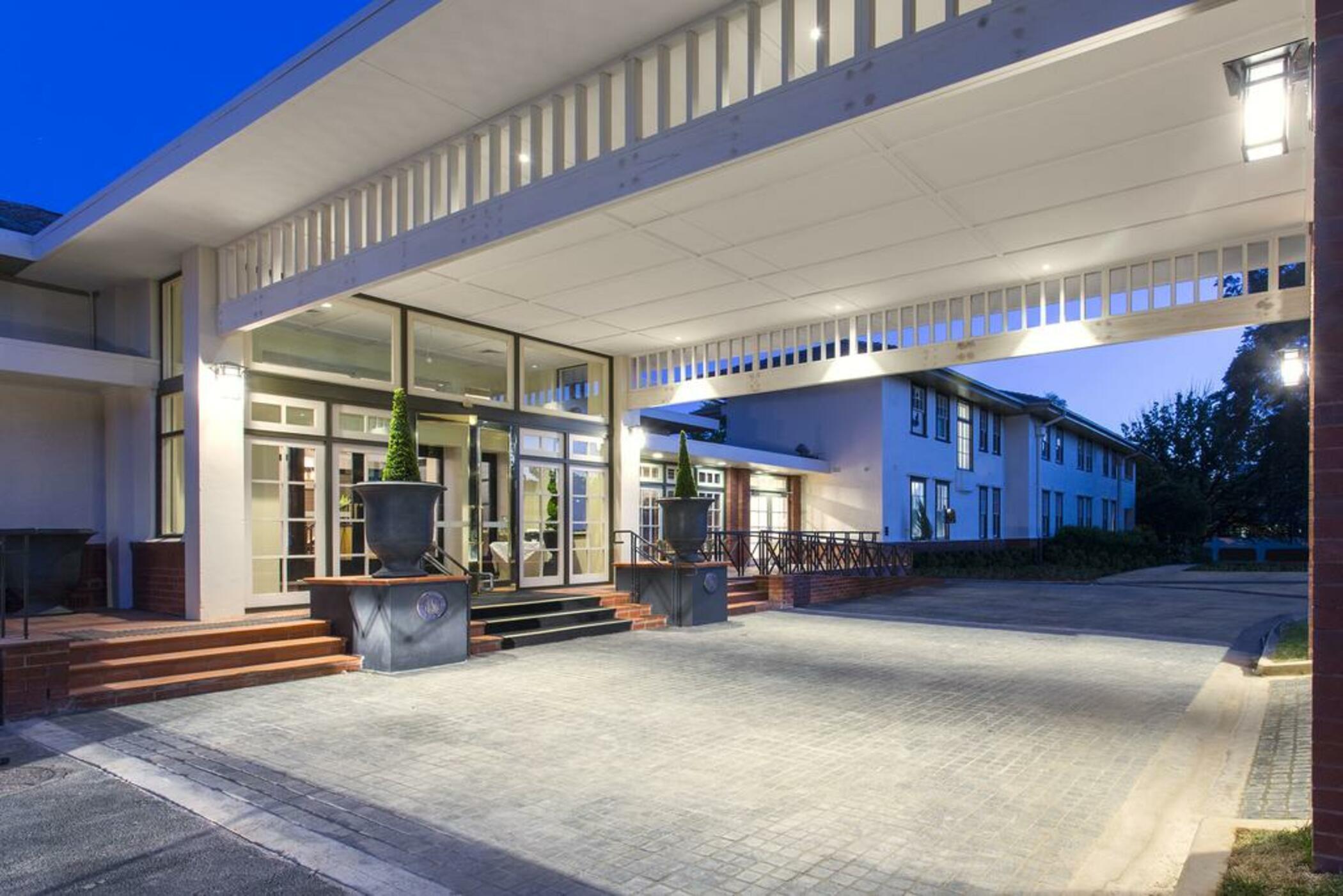 Hotel Kurrajong Canberra